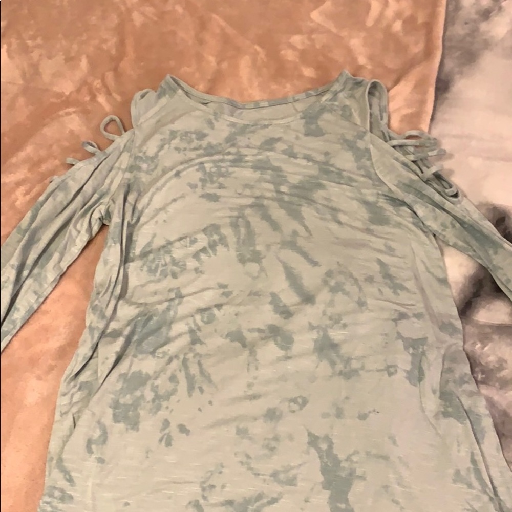 long sleeve shirt